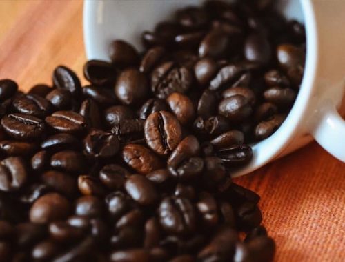 O que é a cafeína e quais são seus benefícios? – Blog Coffee++